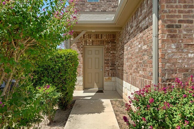 Building Photo - 231 Northern Flicker St