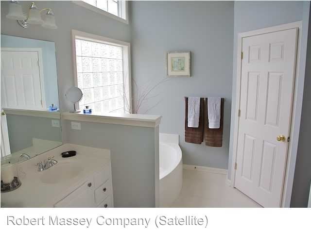 Building Photo - 4 br, 2.5 bath House - 5502 Symington Court