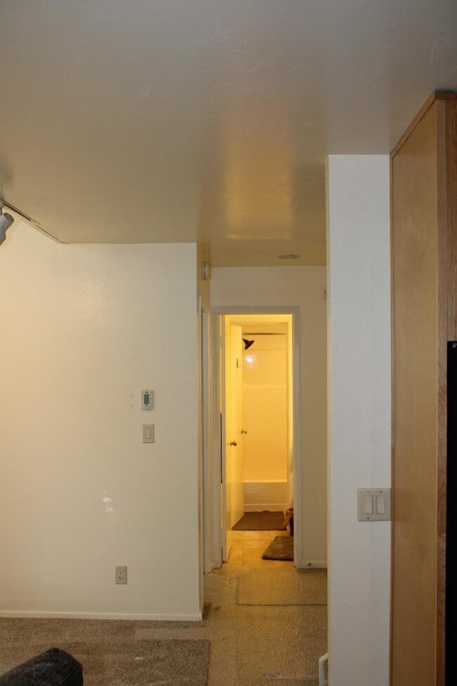 Building Photo - 2459 Indian Springs Ln