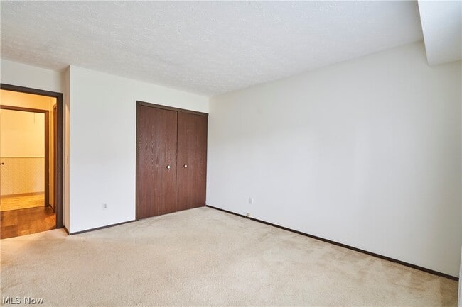 Building Photo - 939 Kirkwall Dr