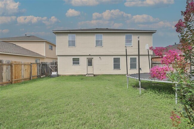 Building Photo - 21711 Cascade Hollow Ln