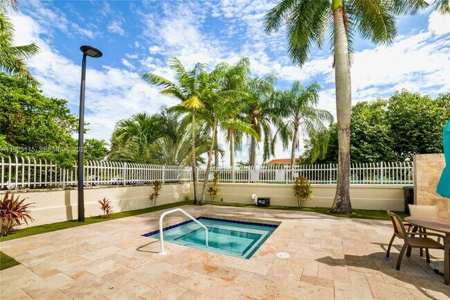 Building Photo - 5127 NW 102nd Ct