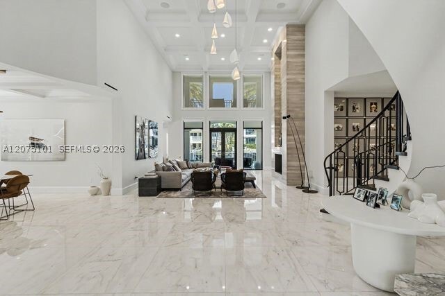 Building Photo - 2627 Castilla