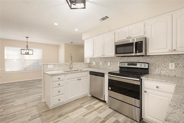 Building Photo - 3600 Hilltop Ln