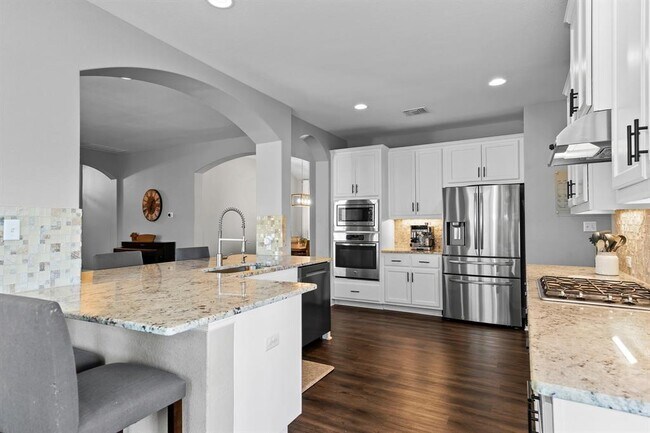 Building Photo - 112 Coral Bean Way