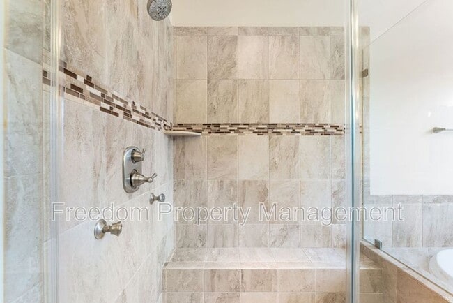 Building Photo - 42524 Rowderbury Square