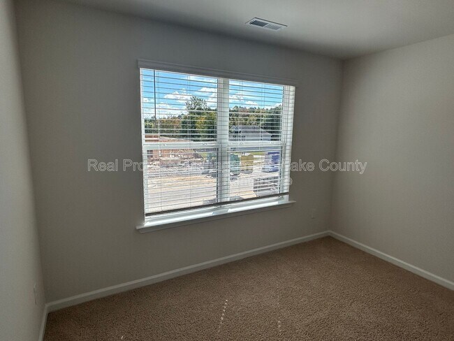 Building Photo - 8515 Beckett Chase Wy