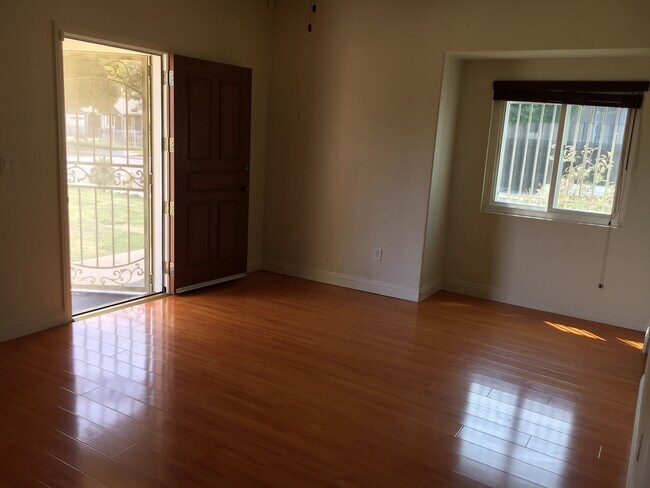 435 S Fir Ave Inglewood, CA Apartment Finder