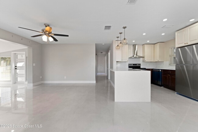 Building Photo - 2373 Allan Adale Rd