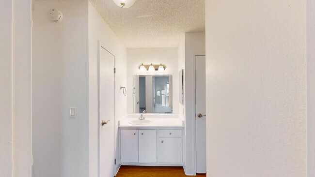 Building Photo - 551 Alameda del Prado