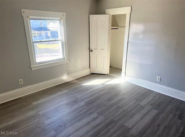 Building Photo - 1017 Washington Ave