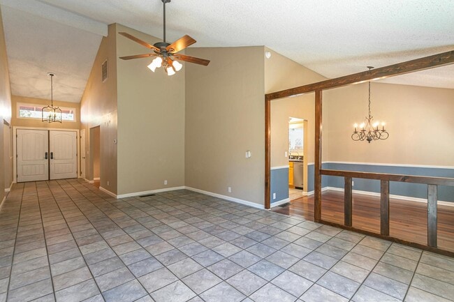 Building Photo - 14965 Dark Star Ct