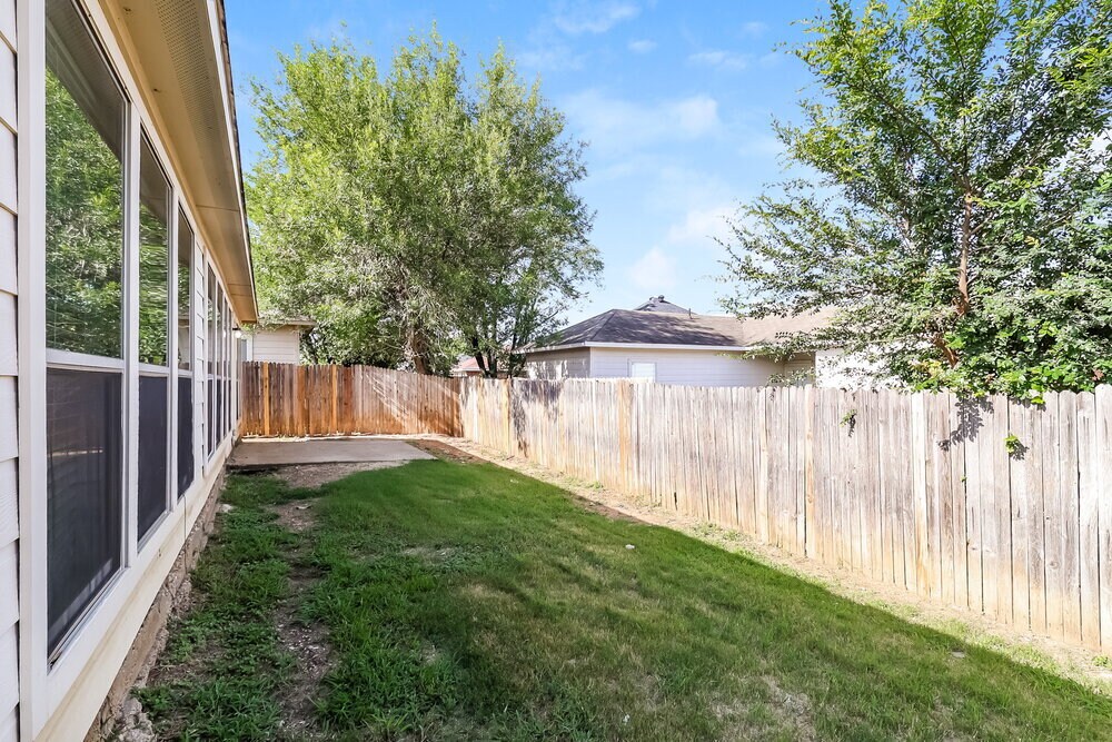 Building Photo - 9308 Cynthia Ct