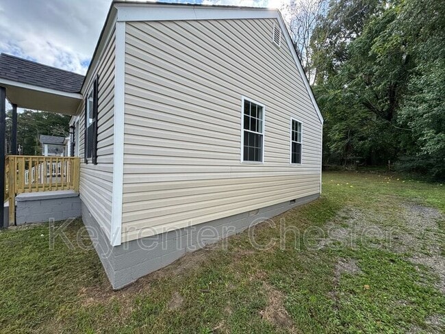 Building Photo - 722 Texas Ave