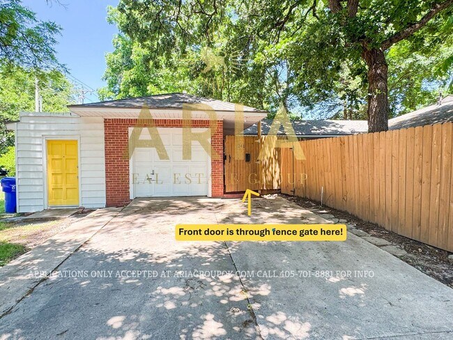 Building Photo - *AVAILABLE FOR IMMEDIATE MOVE IN!* UPDATED...