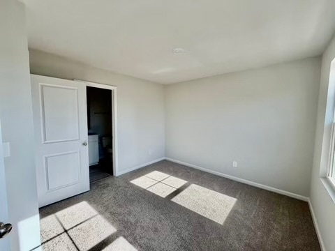 Building Photo - 302 Carolina Spgs Blvd