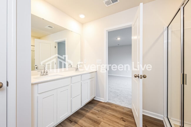 Building Photo - coming soon