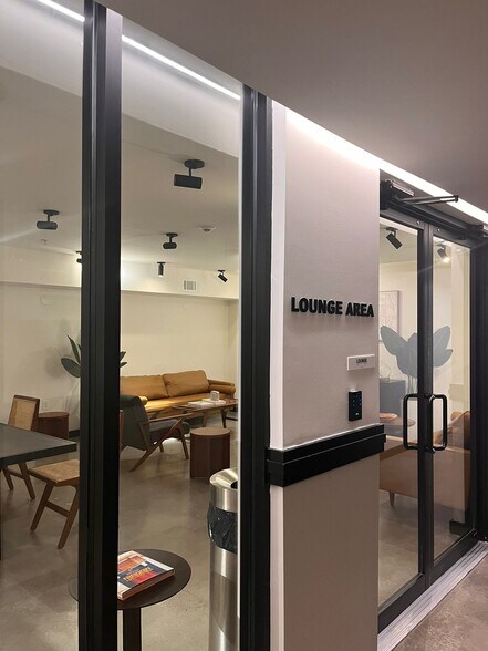 Building Photo - 328 Pacific Ave