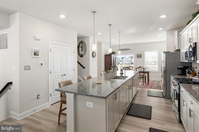 Building Photo - 35302 Wright Way