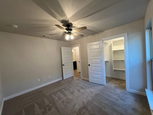 Building Photo - For Rent: Charming 3-Bedroom, 2-Bath Home in West Texas!