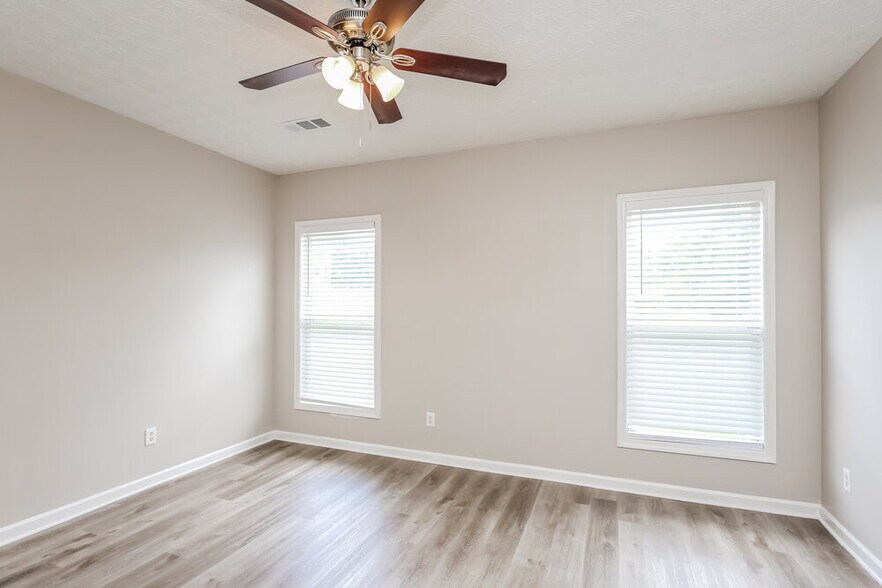 Building Photo - 715 Cool Weather Dr