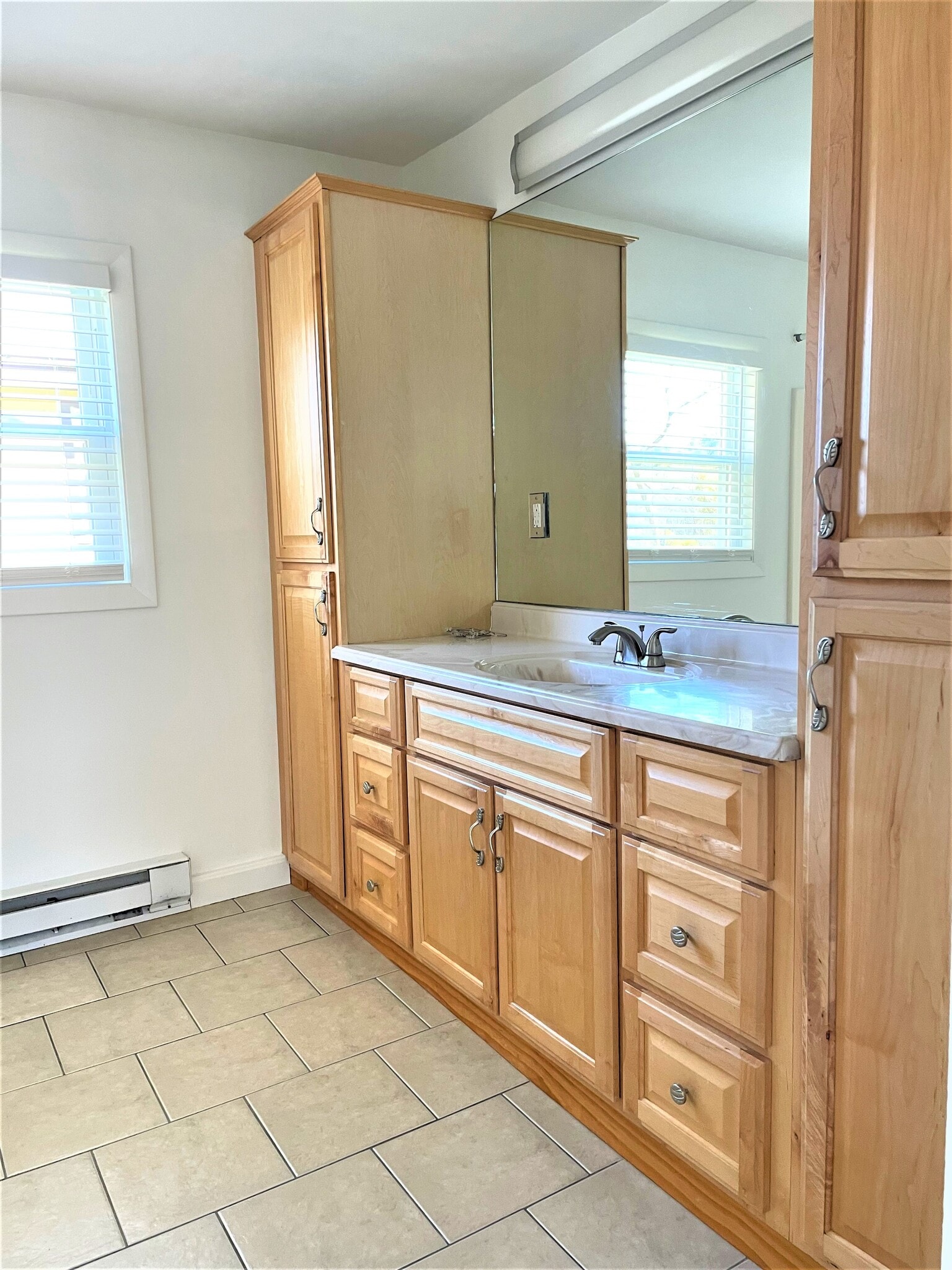 Building Photo - 210 Mount Vernon Ave