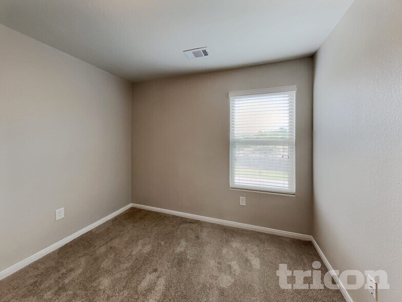 Building Photo - 10115 Dawson Hill Lane