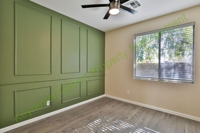 Building Photo - Spacious 4-Bedroom Home with Pool in Gilbe...