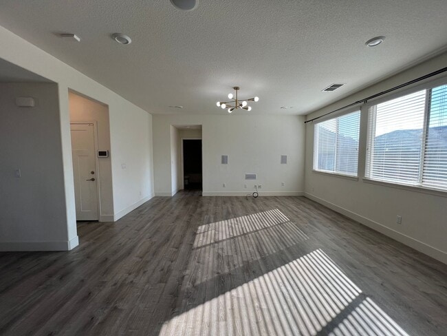 Building Photo - Beautiful 4 Bedroom Home With Low Maintenance Landscaping And Updated Interior