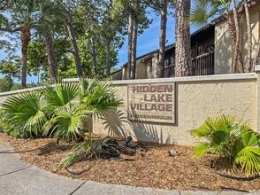 Building Photo - 2752 Hidden Lake Blvd