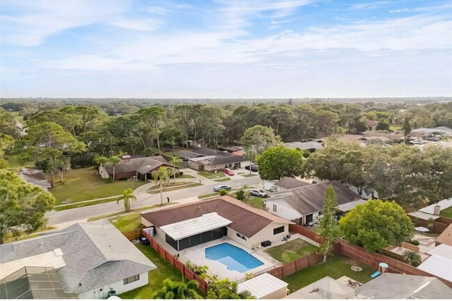 Building Photo - 6455 Jarvis Rd