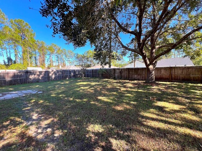 Building Photo - 7 Zither Ct