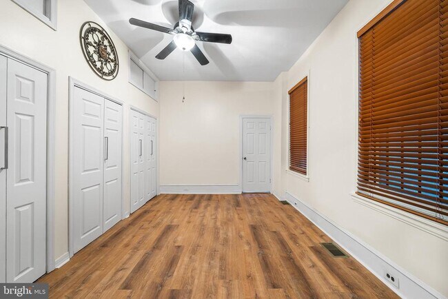 Building Photo - 1114 Snyder Ave