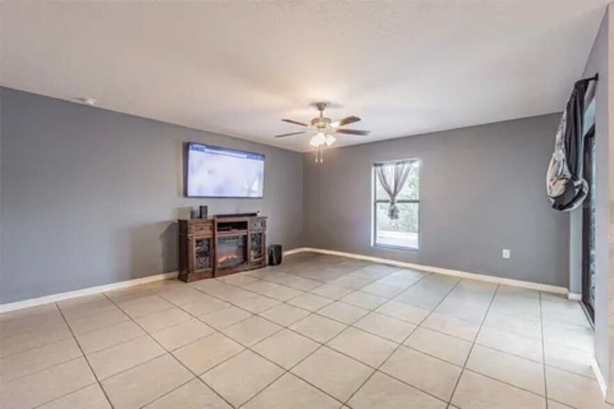 Building Photo - 1118 Wynnmere Walk Ave