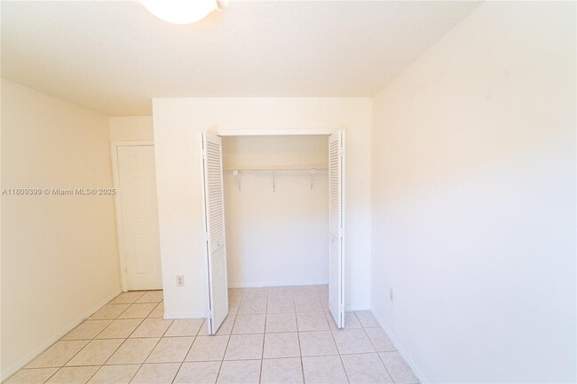 Building Photo - 14421 SW 114th St