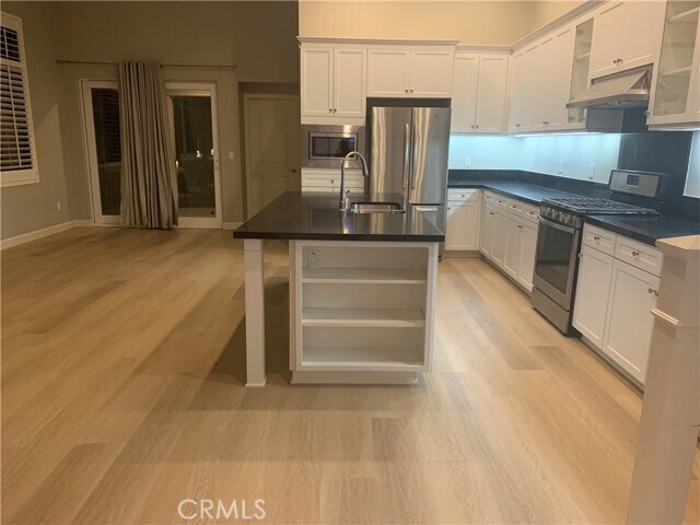 Building Photo - 51 Kempton