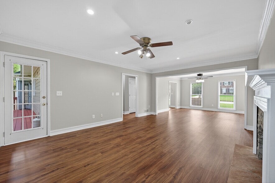 Building Photo - 3760 Peachbluff Ct