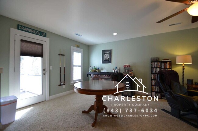 Building Photo - 1811 Luna Ct