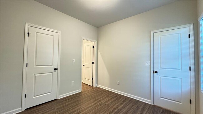 Building Photo - 1475 Creekside Cir NW
