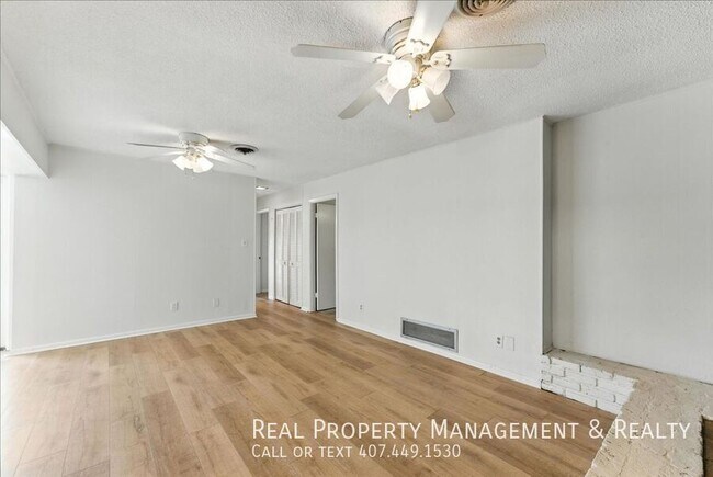 Building Photo - 2400 Deloraine Trail