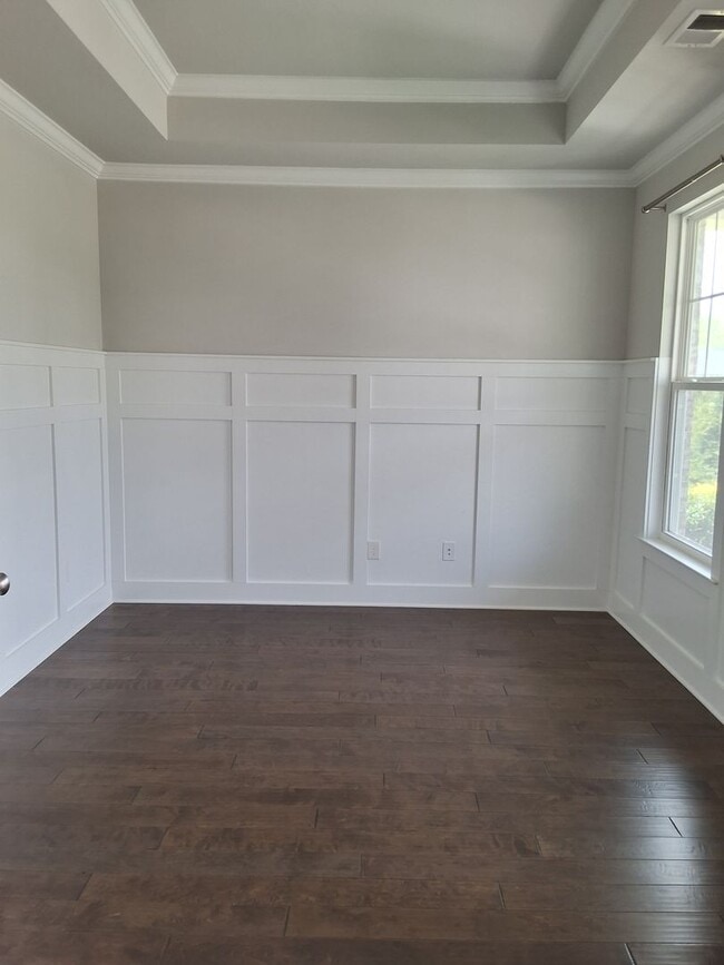 Building Photo - Knoxville 37934 - Farragut - 3 bedroom, 2.5 bath home - Contact Sharon Arnwine (865) 313-7215