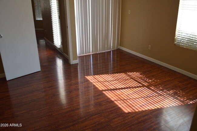 Building Photo - 4235 E Windmere Dr