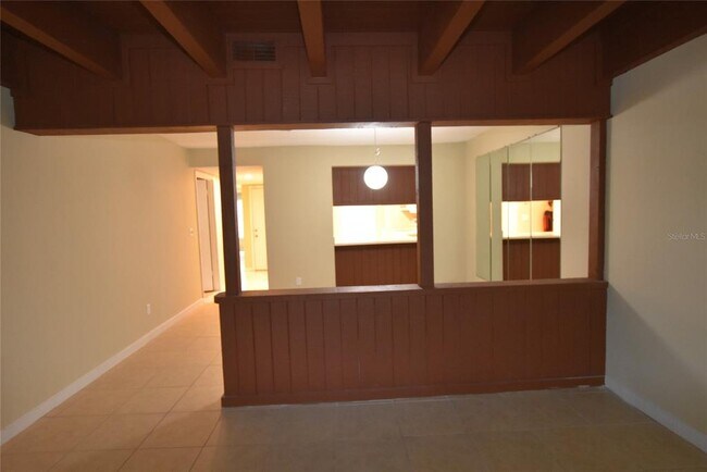 Building Photo - 5323 Indian Creek Dr