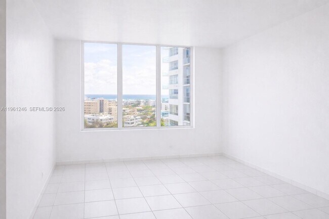 Building Photo - 7441 Wayne Ave