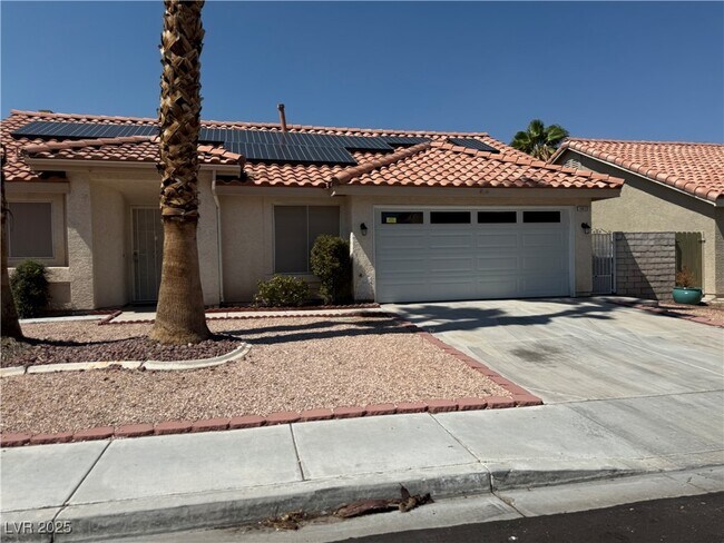 Primary Photo - 1412 Bent Arrow Dr