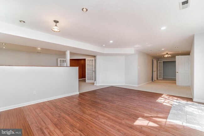 Building Photo - 3603 Carolina Ct