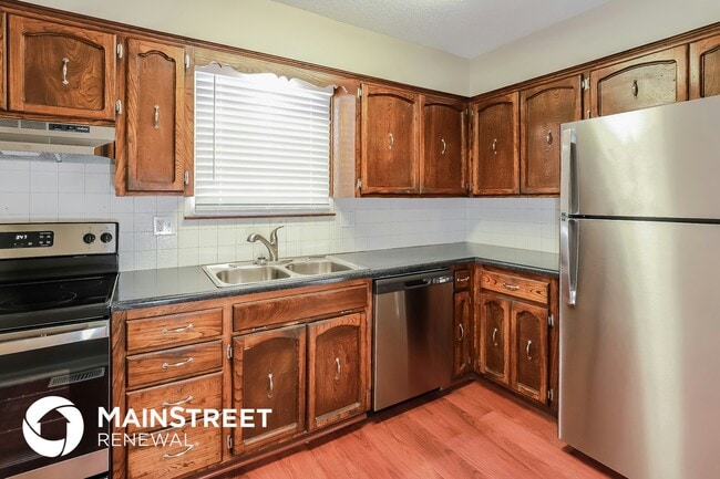 Building Photo - 7641 N Stoddard Ave