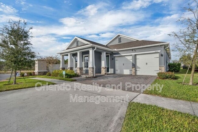 Building Photo - 15155 Mayberry Dr