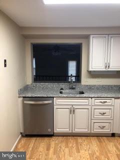 Building Photo - 8000 Green Tree Ct