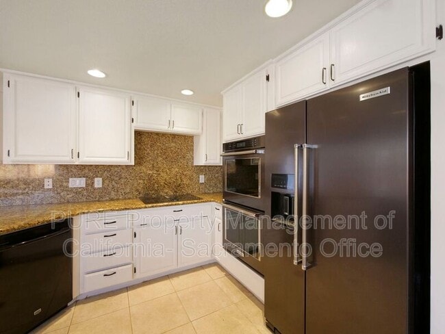 Building Photo - 8777 Cooperston Way